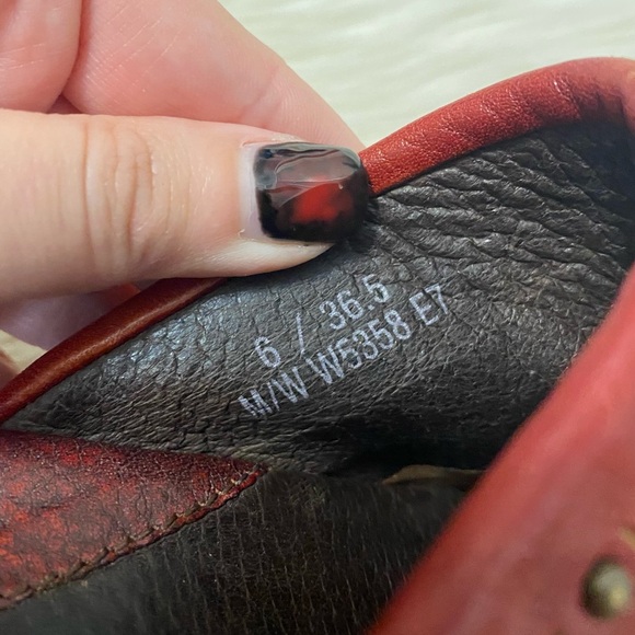 Born Red Metallic Maroon Leather Fringe Studded Boho Heeled Mules Slip On Clogs - Picture 9 of 10